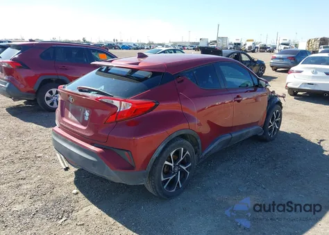 2018 Toyota C-Hr Xle Premium z USA, uszkodzony, nr VIN NMTKHMBX2JR003823